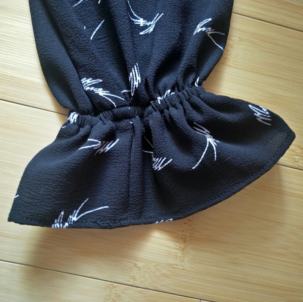 -NWT- Michael Kors Ruffled Off The Shoulder Dress - Picture 5 of 16